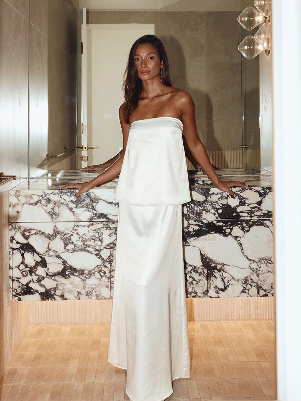 Elegant Strapless Satin Gown in Ivory